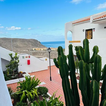 Sea View In Cristianos דירה *